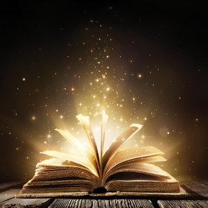 Cover des Artikels: Ein aufgeschlagenes Buch mit goldenem Leuchteffekt.